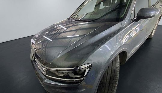 Volkswagen • Tiguan Allspace