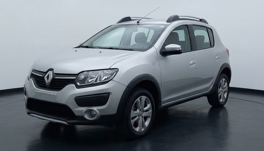 Renault • Sandero Stepway