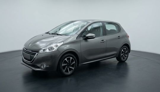 Peugeot • 208