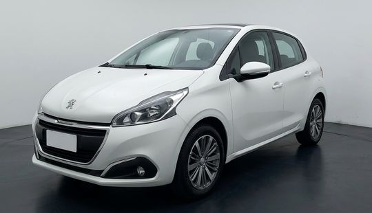 Peugeot • 208