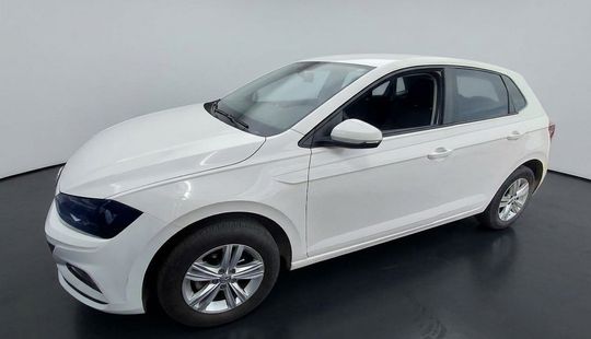 Volkswagen • Polo