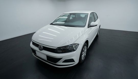 Volkswagen • Polo