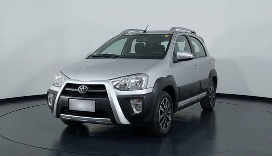 Toyota • Etios