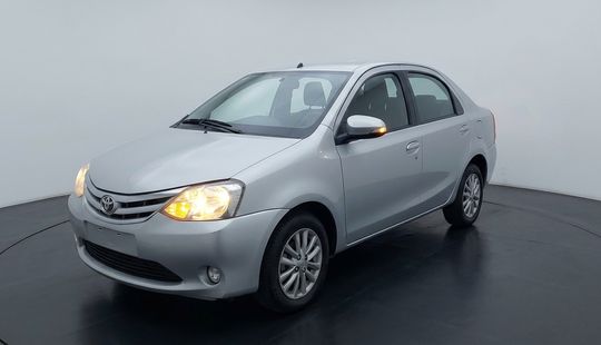Toyota • Etios