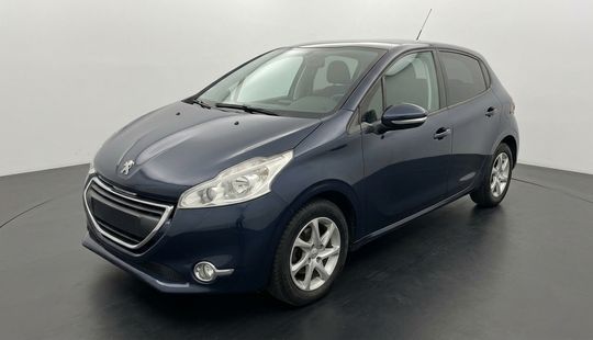 Peugeot • 208