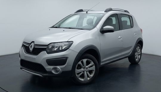 Renault • Sandero Stepway