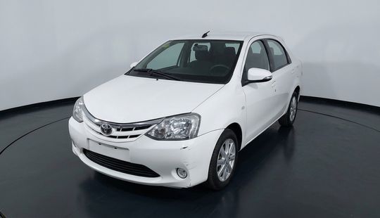 Toyota • Etios