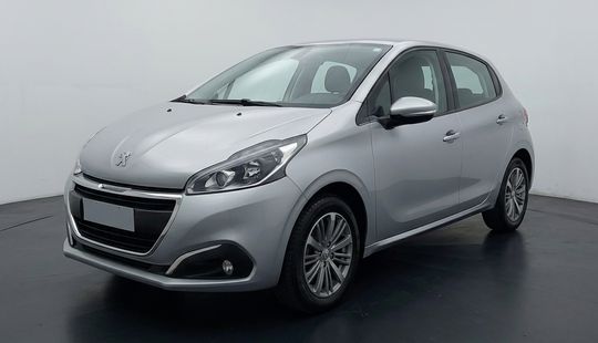 Peugeot • 208