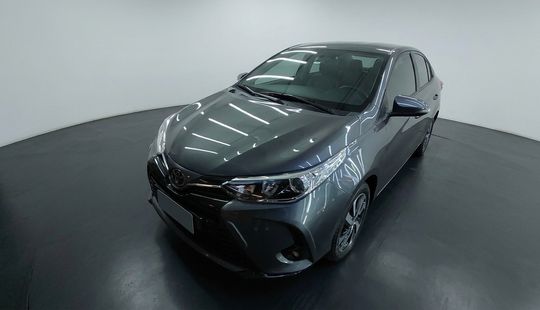 Toyota • Yaris