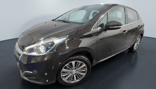 Peugeot • 208