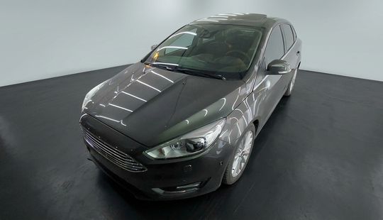 Ford • Focus III