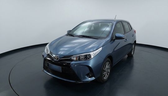 Toyota • Yaris
