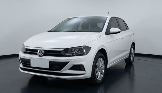Volkswagen • Polo