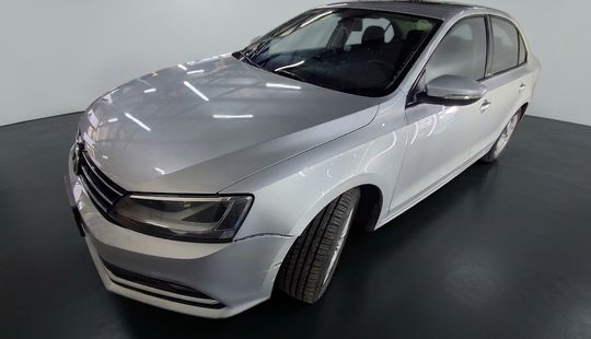 Volkswagen • Vento