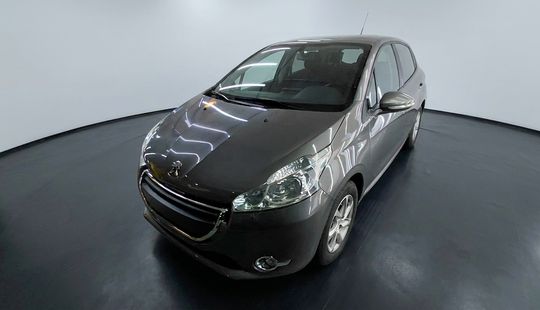 Peugeot • 208