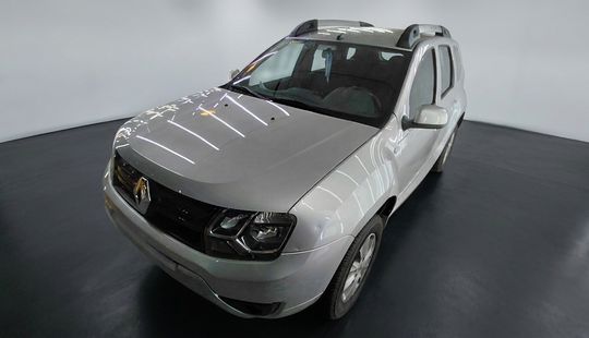Renault • Duster