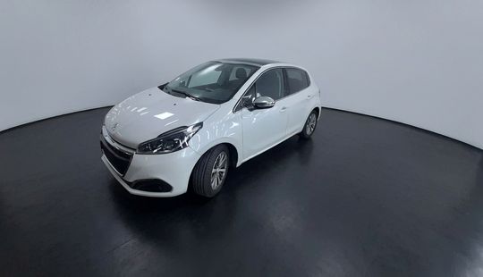 Peugeot • 208