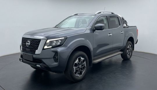 Nissan • Frontier