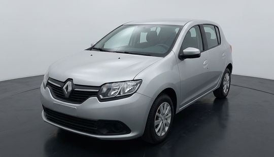 Renault • Logan