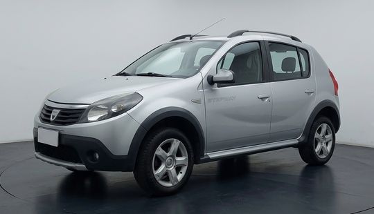 Renault • Sandero Stepway