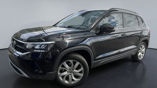 Volkswagen • Taos
