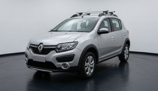 Renault • Sandero Stepway
