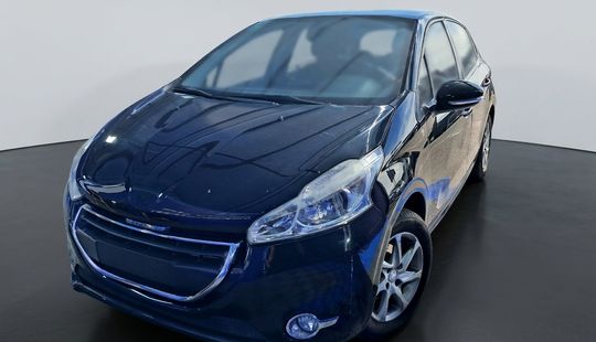 Peugeot • 208
