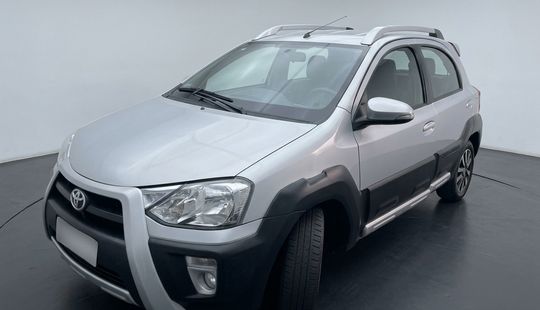 Toyota • Etios