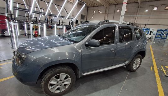 Renault • Duster