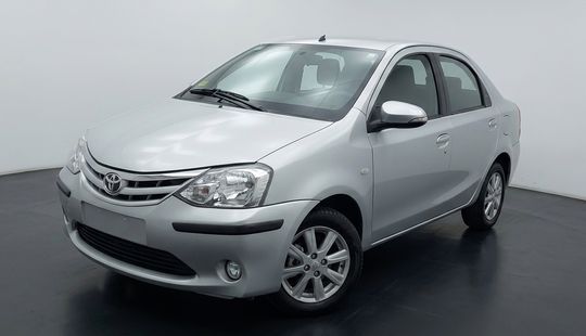 Toyota • Etios