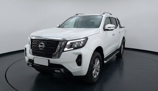 Nissan • Frontier