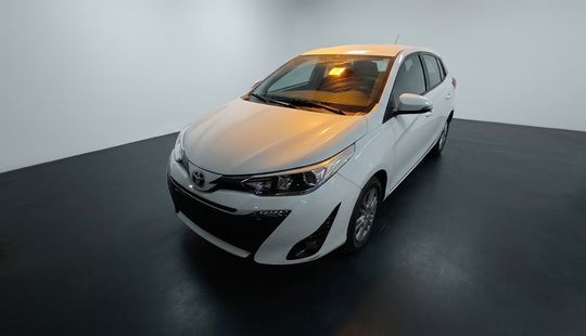 Toyota • Yaris