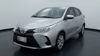 Toyota • Yaris