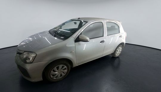 Toyota • Etios