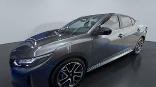 Nissan • Sentra