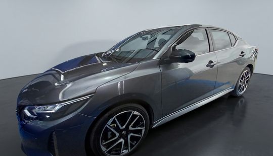 Nissan • Sentra