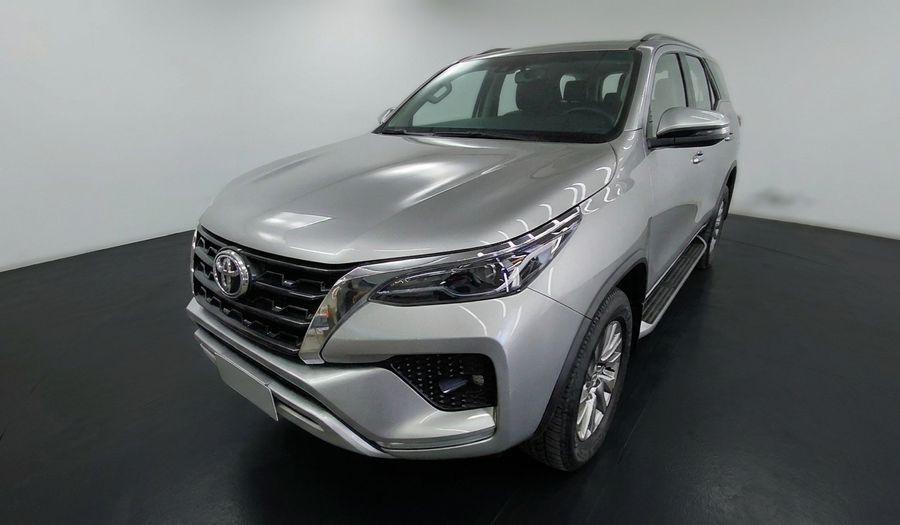 Toyota SW4 SRX