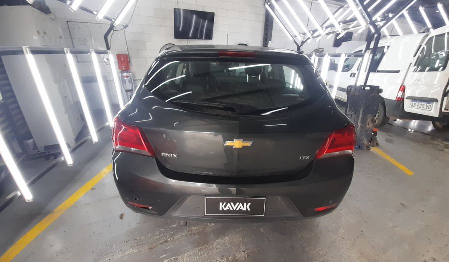 Chevrolet Onix 1.4 LTZ Hatchback 2018