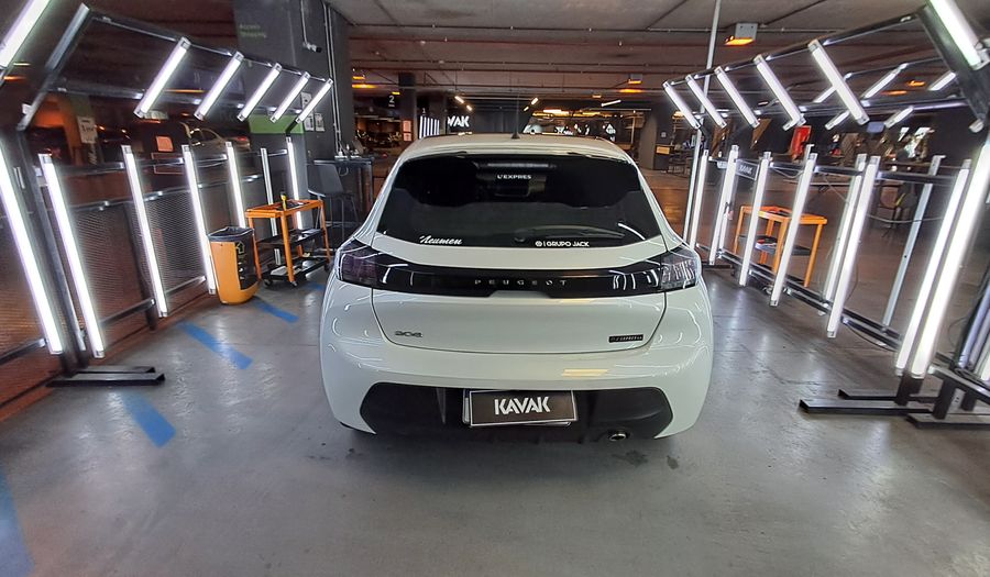 Peugeot 208 1.6L ROADTRIP TIPTRONIC Hatchback 2022