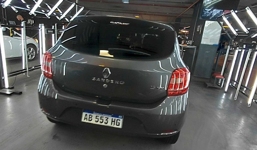 Renault Sandero 1.6 PRIVILEGE Hatchback 2017