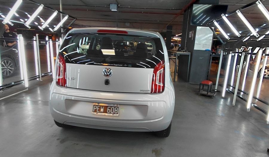 Volkswagen Up 1.0 HIGH UP Hatchback 2015
