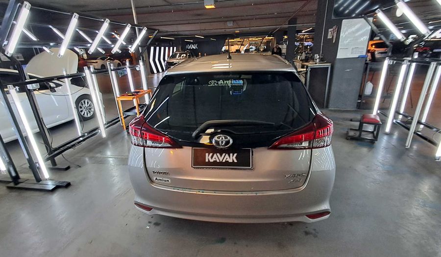 Toyota Yaris 1.5 XLS Hatchback 2020