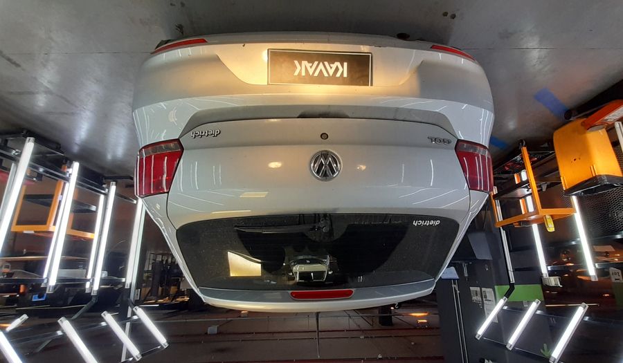 Volkswagen Gol Trend 1.6 HIGHLINE Hatchback 2015
