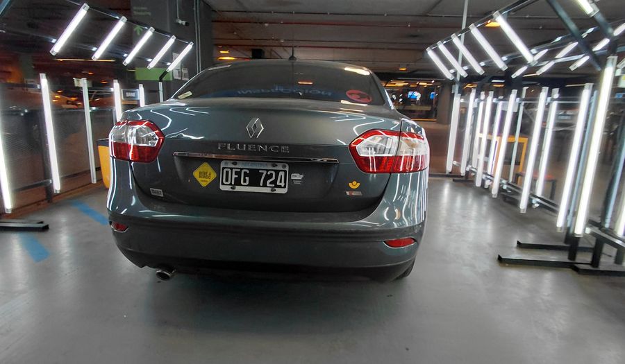 Renault Fluence 2.0 PRIVILEGE Sedan 2014