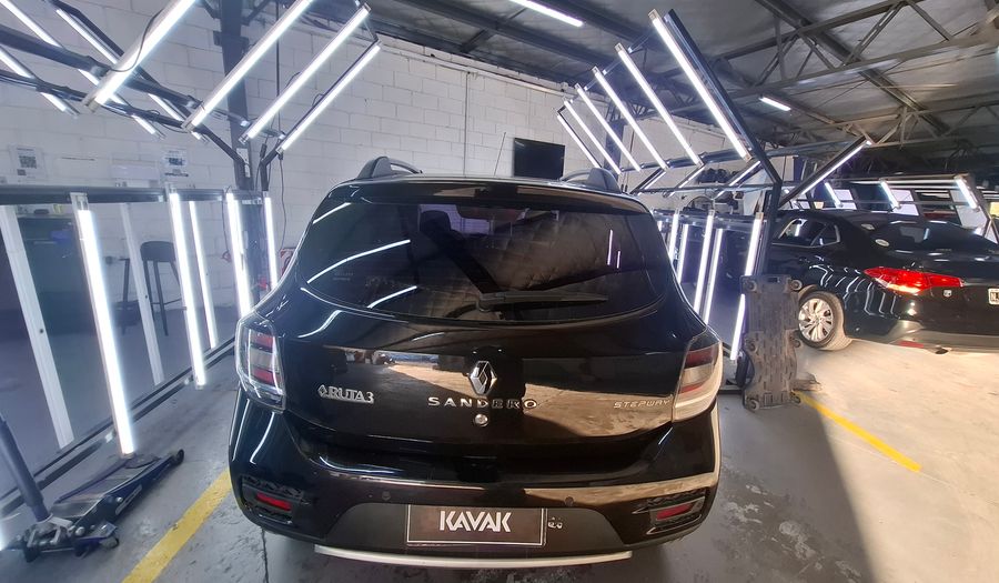 Renault Sandero Stepway 1.6 STEPWAY PRIVILEGE Hatchback 2018