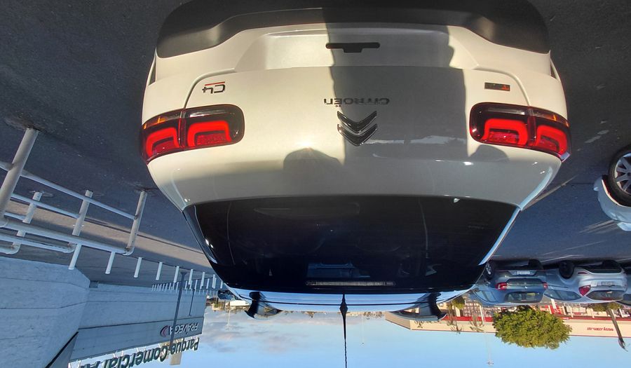 Citroen C4 Cactus 1.6 THP 165 SHINE AUTO Hatchback 2024