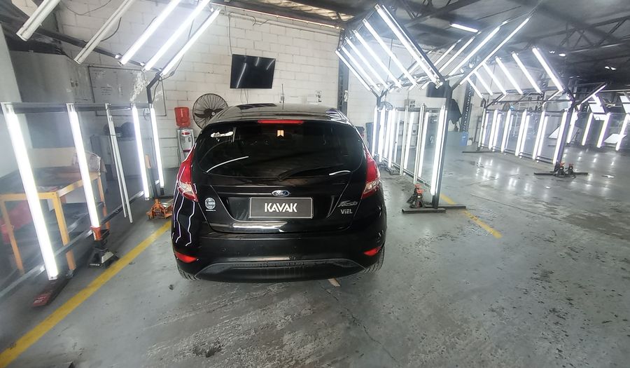 Ford Fiesta Kinetic Design 1.6 SE Hatchback 2018