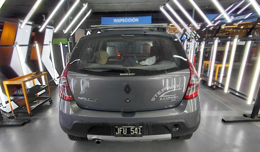 Renault Sandero Stepway 1.6 16V STEPWAY CONFORT Hatchback 2010