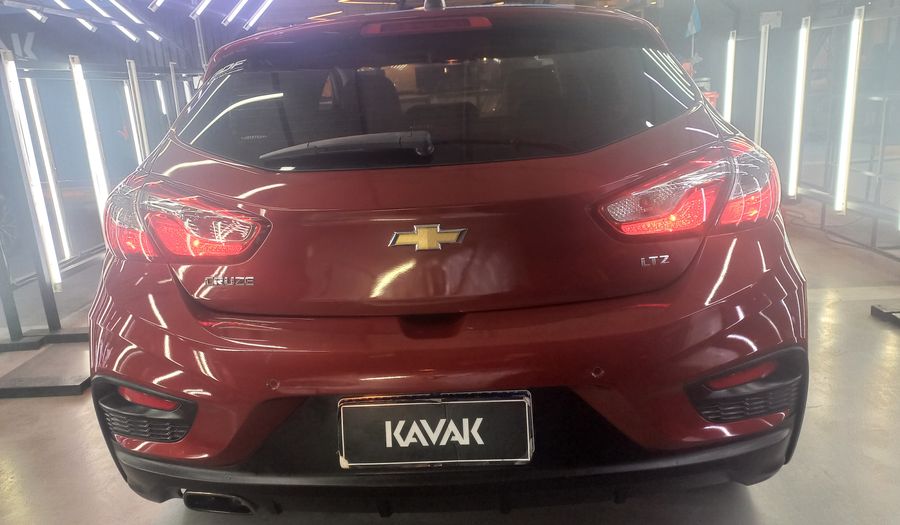 Chevrolet Cruze Ii 1.4 LTZ AT Hatchback 2018