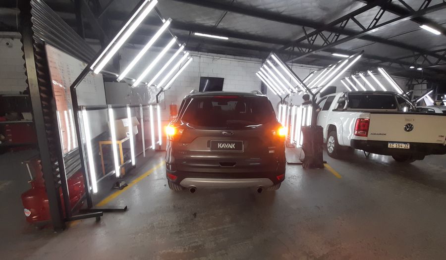 Ford Kuga 2.0 SEL AUTO Suv 2018